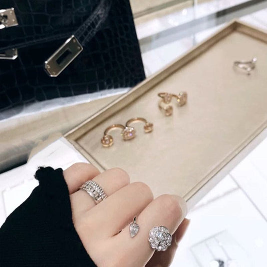 18K Chanel Diamond Camelia Precieux Ring