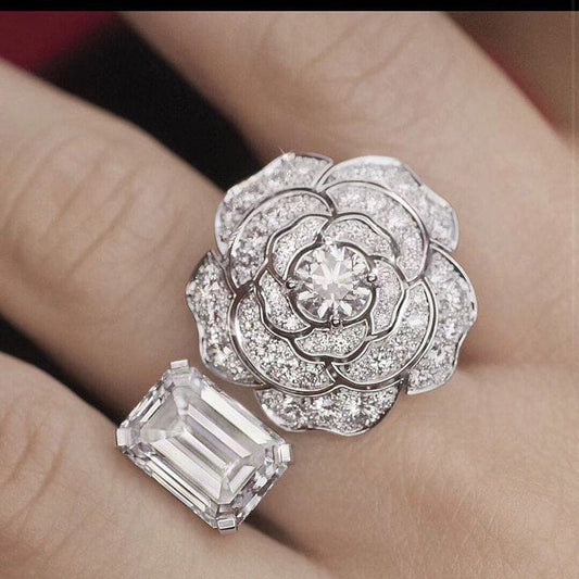 18K Chanel Diamond Camelia Ring