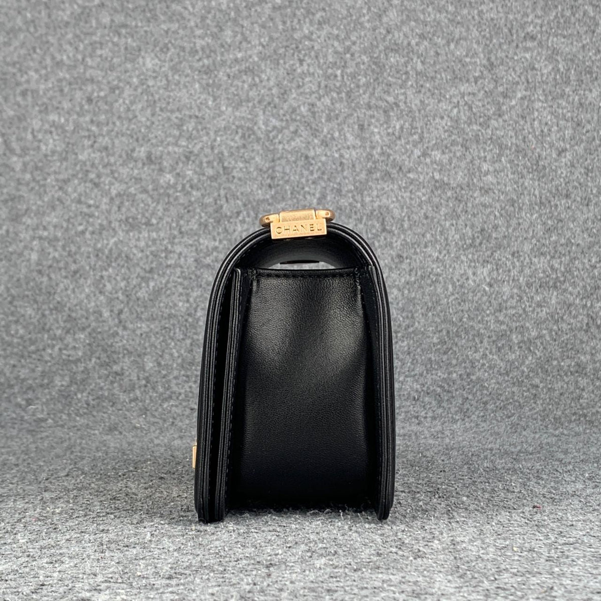 Chanel Boy Flap Diamond Quilted Small Bag Gold-Tone Black (2018)
