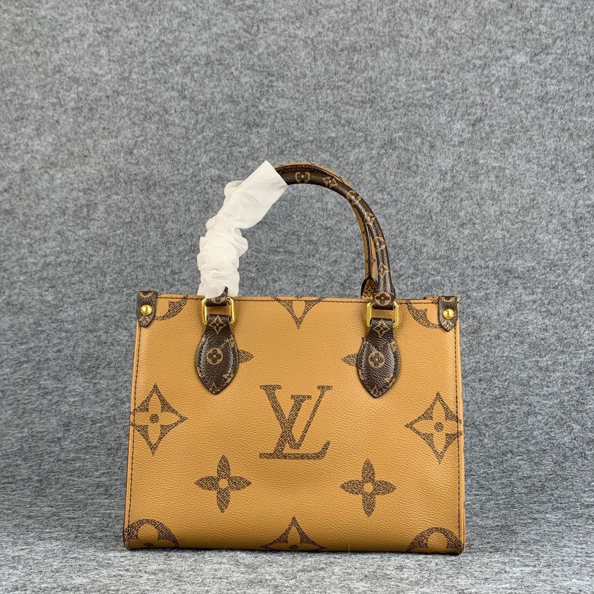 LV ONTHEGO GM GIANT REVERSE BROWN