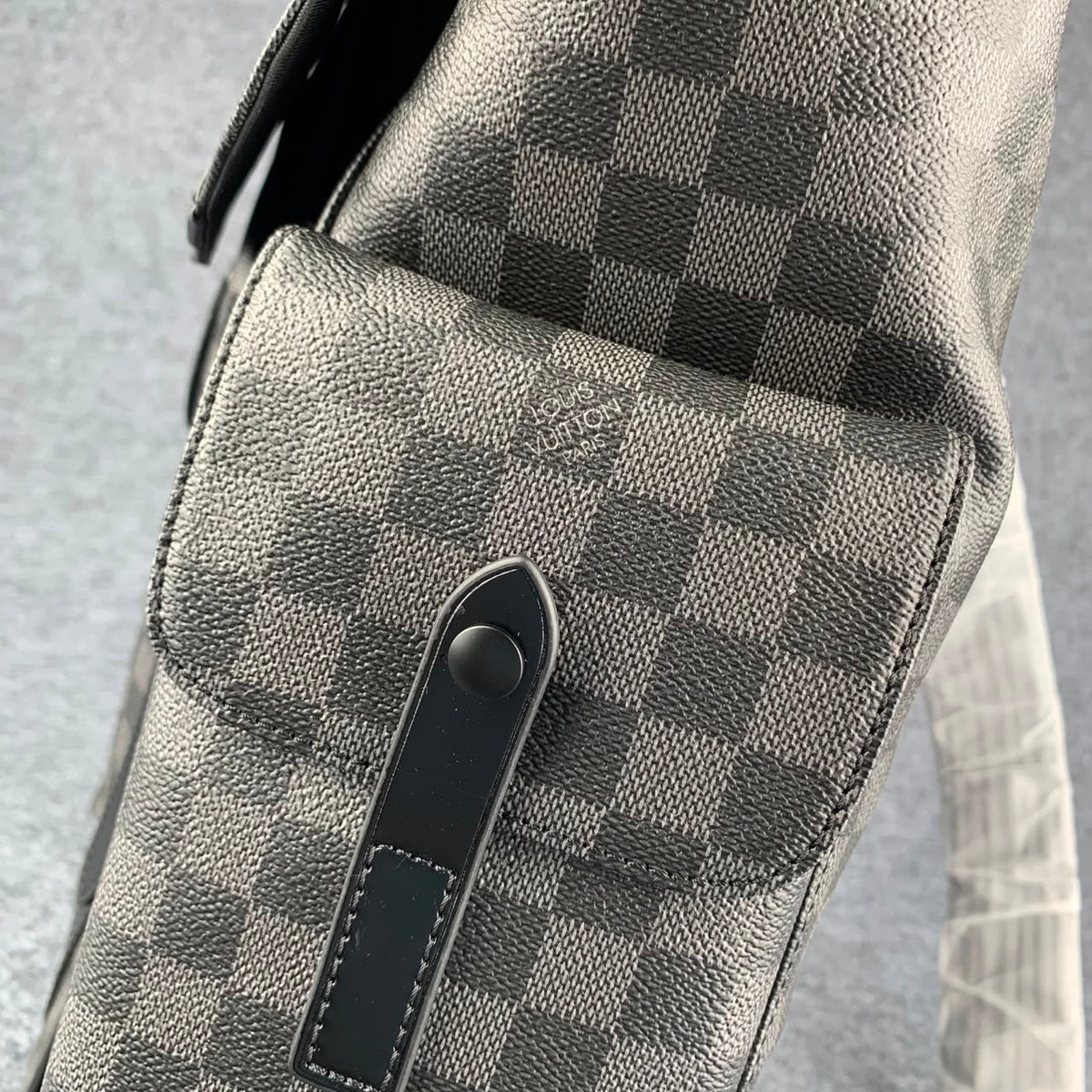 LV CHRISTOPHER DAMIER GRAPHITE PM 'Grey/BLACK'