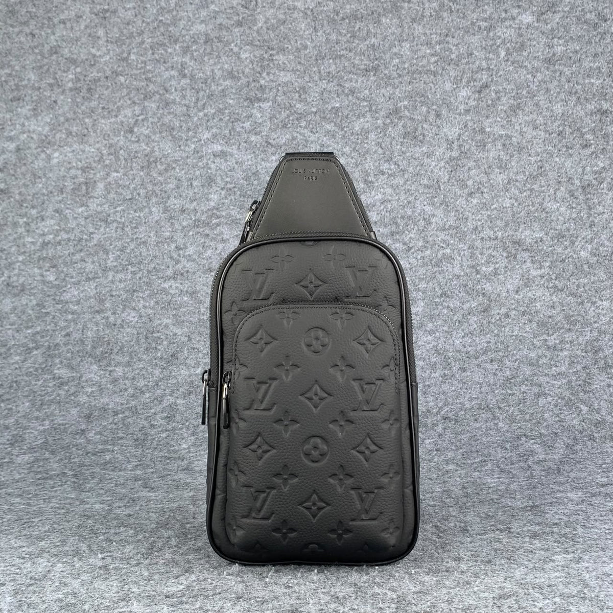 LV Avenue Slingbag PM