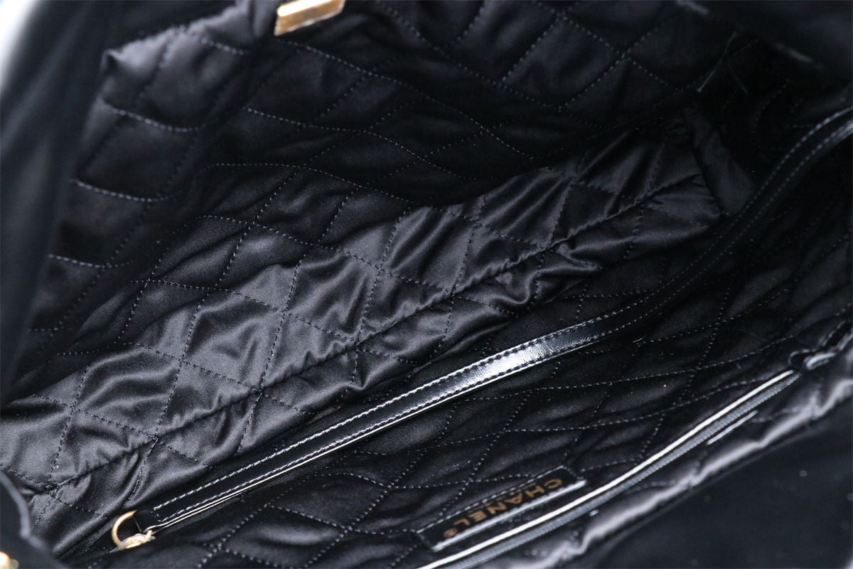 Chanel Striped 22 Hobo Bag 'Black White'