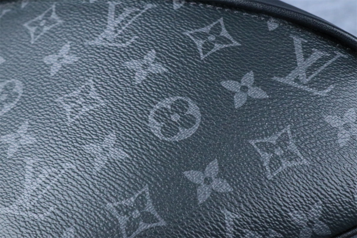 LV Discovery Bumbag Pm 'Black Monogram Eclipse Canvas'
