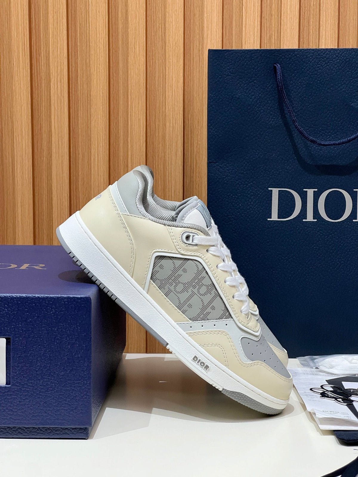 Dior B27 Unisex Sneakers – 2025 Collection