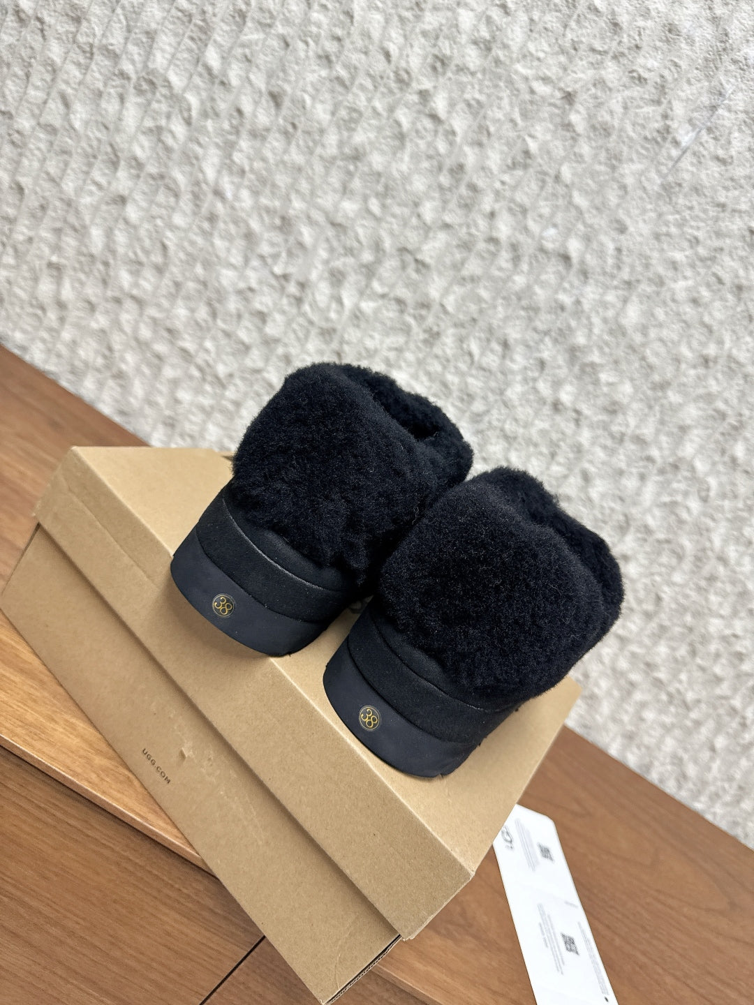UGG Sheepskin Fur-Lined Slippers – Autumn/Winter Collection