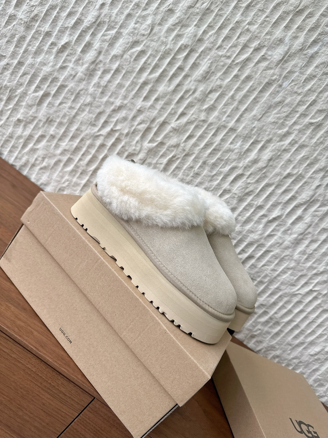 UGG Sheepskin Fur-Lined Slippers – Autumn/Winter Collection