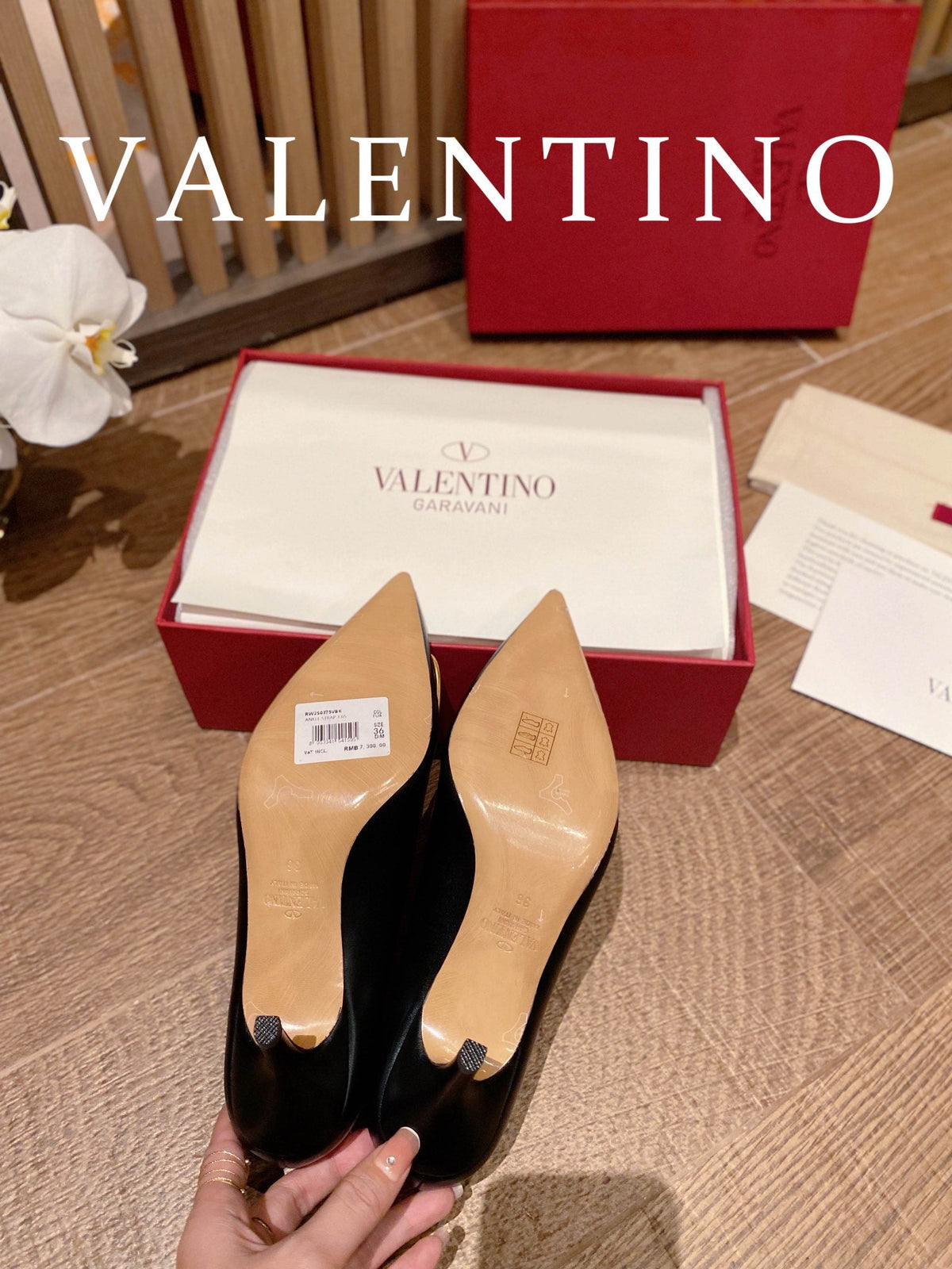 Valentino VLogo Signature Crystal Pumps – 2022 Collection