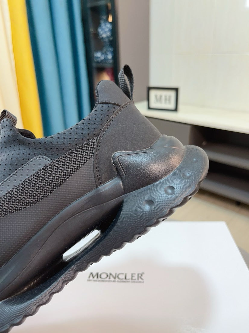 Moncler Calfskin Lace-Up Casual Sneakers