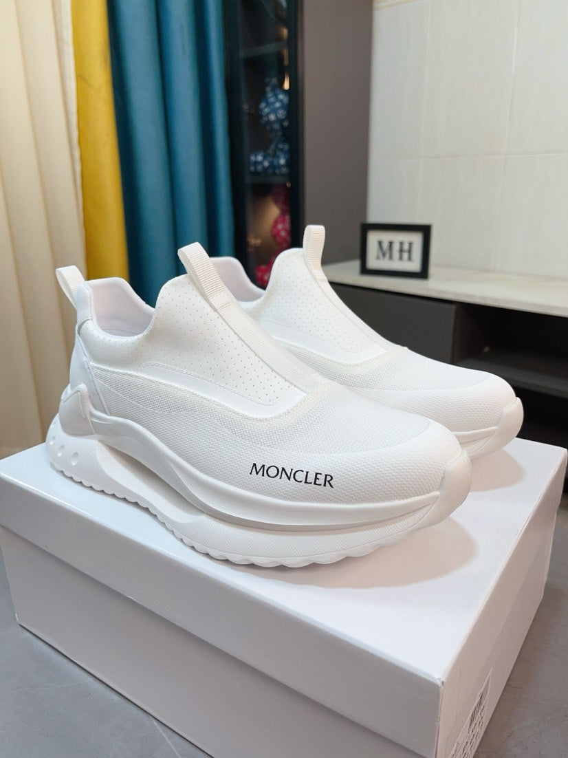 Moncler Calfskin Lace-Up Casual Sneakers