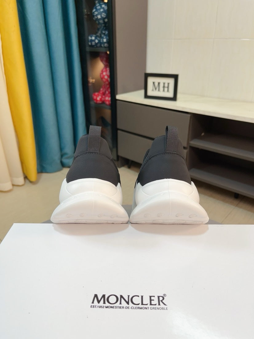 Moncler Calfskin Lace-Up Casual Sneakers