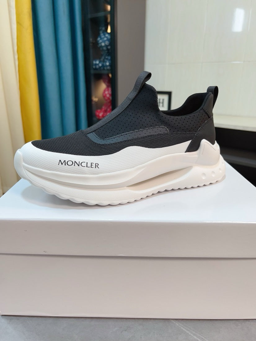 Moncler Calfskin Lace-Up Casual Sneakers