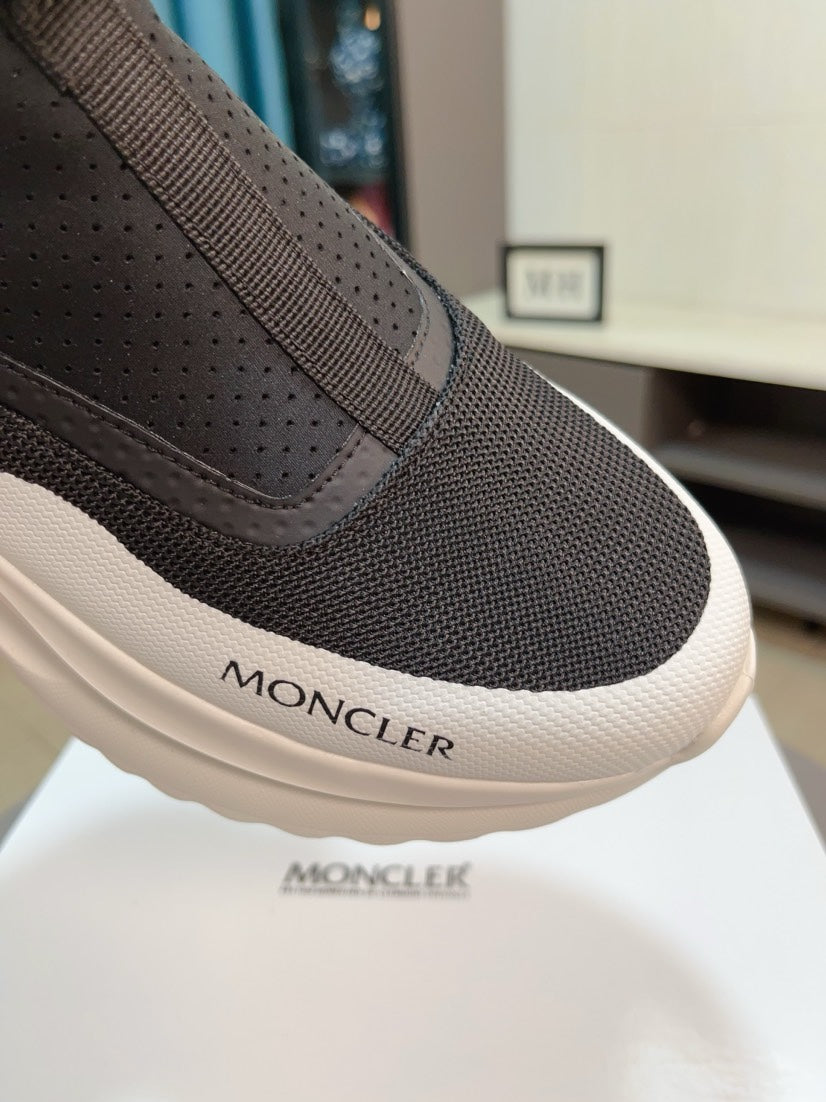 Moncler Calfskin Lace-Up Casual Sneakers