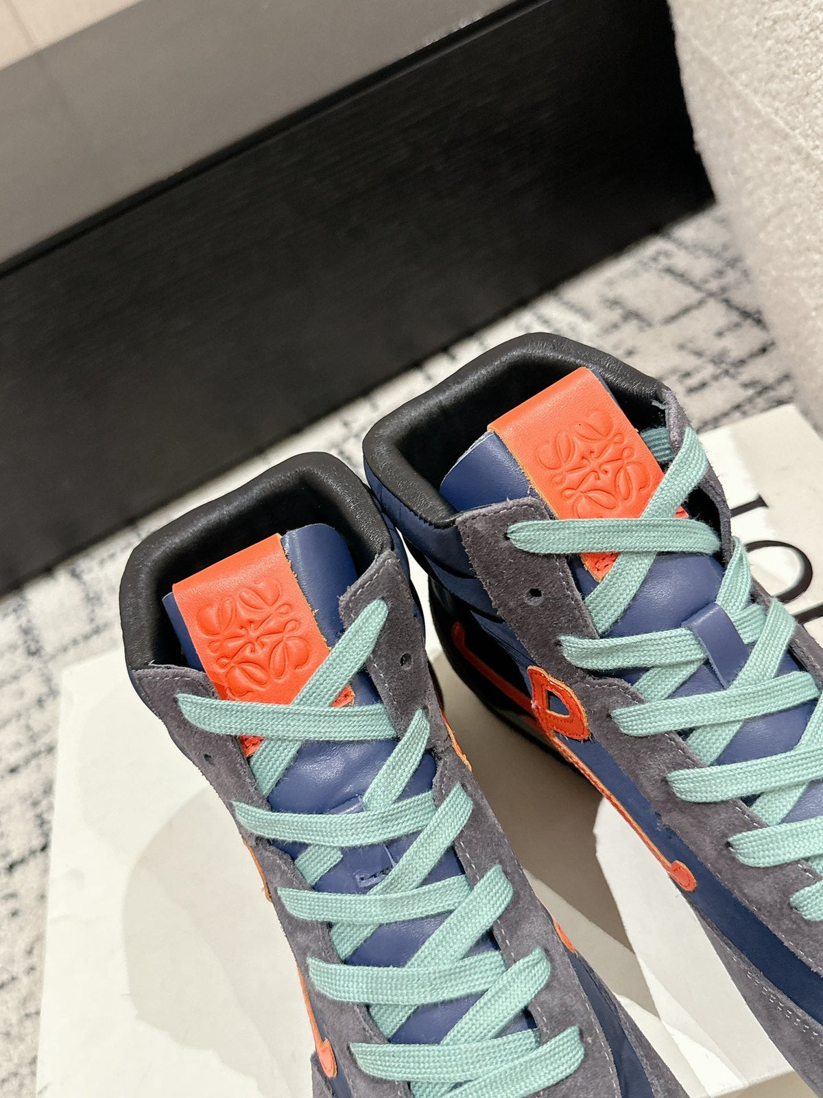 Loewe Flow Runner 2.0 Runway Sneakers – 25SS