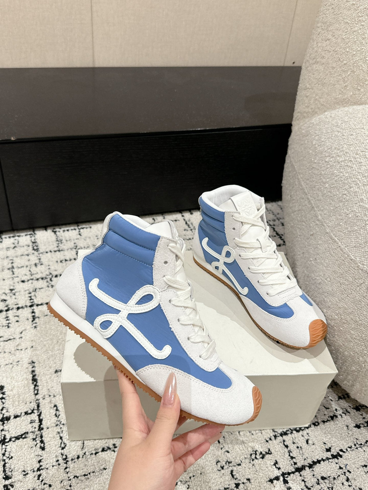 Loewe Flow Runner 2.0 Runway Sneakers – 25SS