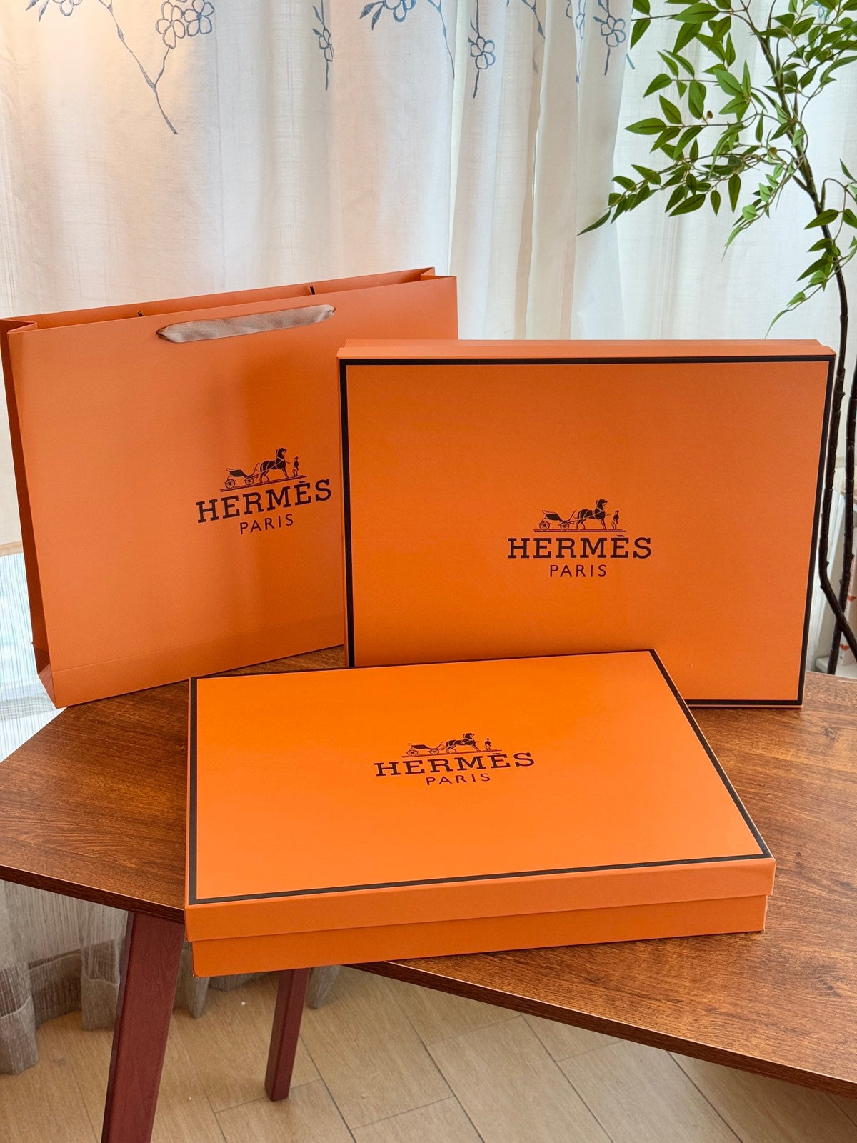 Hermès Leather Decorative Tray