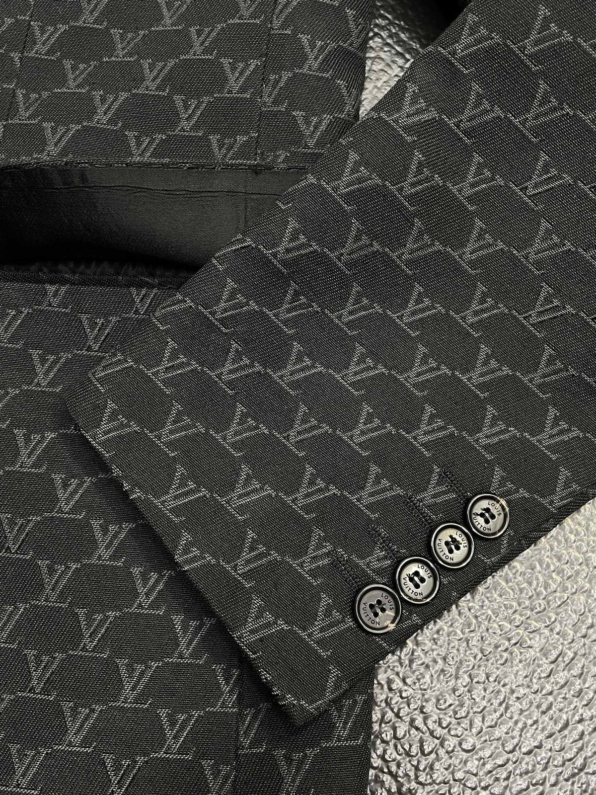 Louis Vuitton Exclusive Casual Blazer