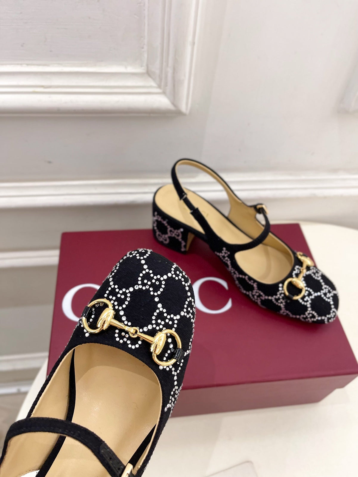 Gucci Classic Horsebit Rhinestone Slingback Sandals – 25SS