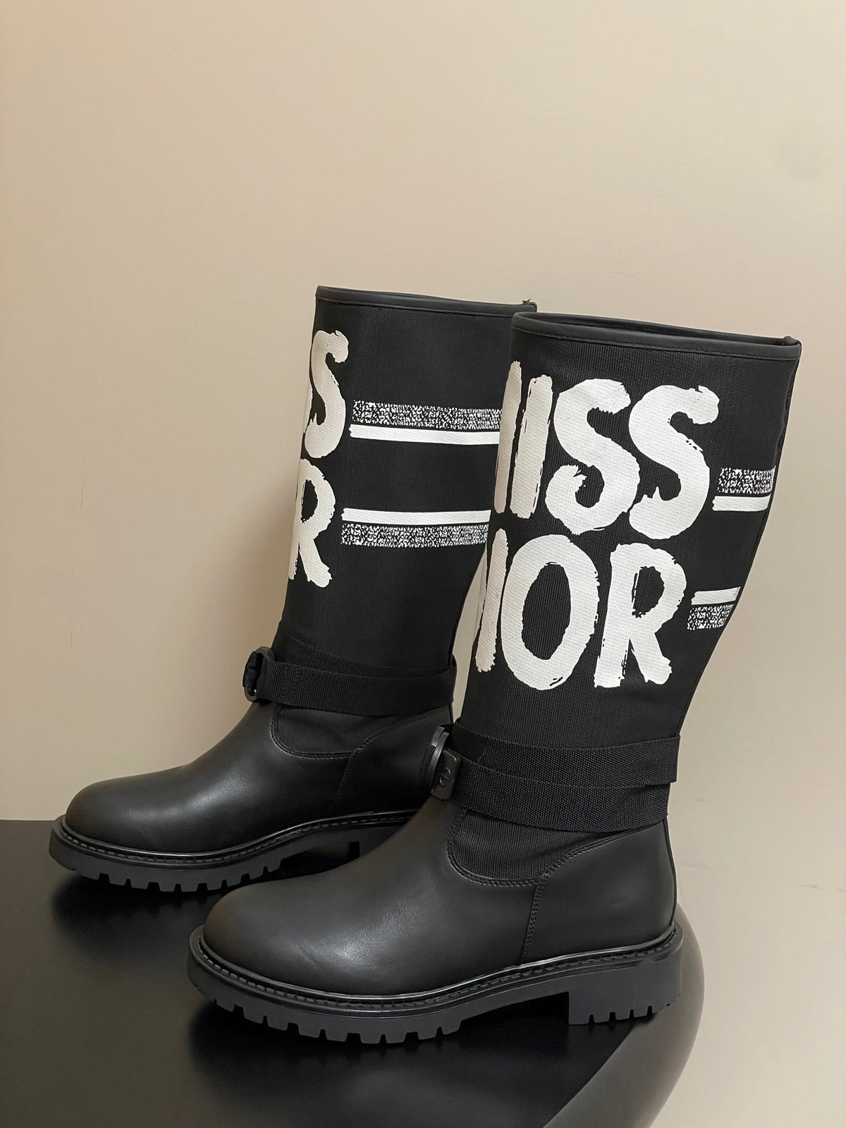 Dior D-Major Graffiti Mid-Tube Combat Boots – Autumn/Winter Collection