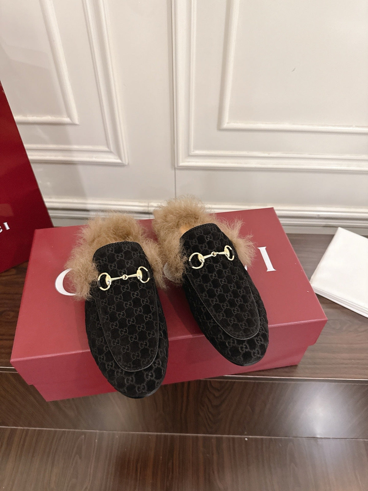 Gucci Tuscan Wool Loafers – Autumn/Winter Must-Have