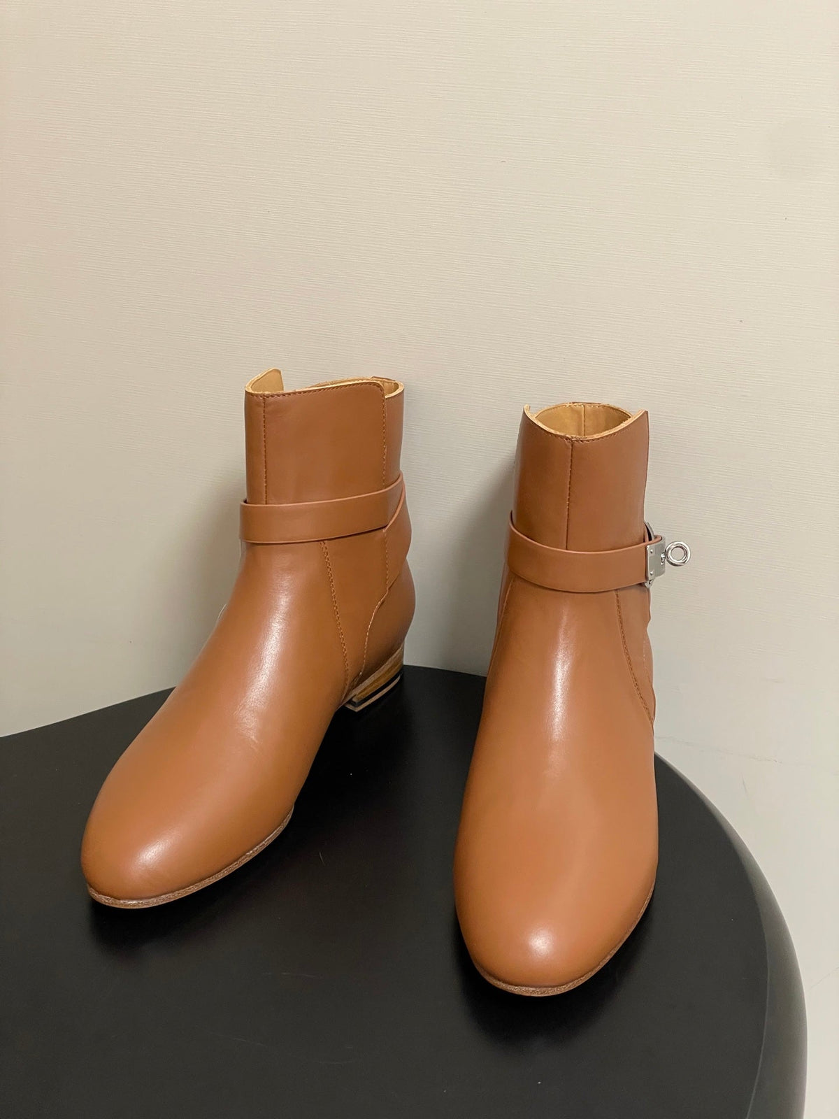 Hermès Neo Kelly Buckle Ankle Boots – 25FW