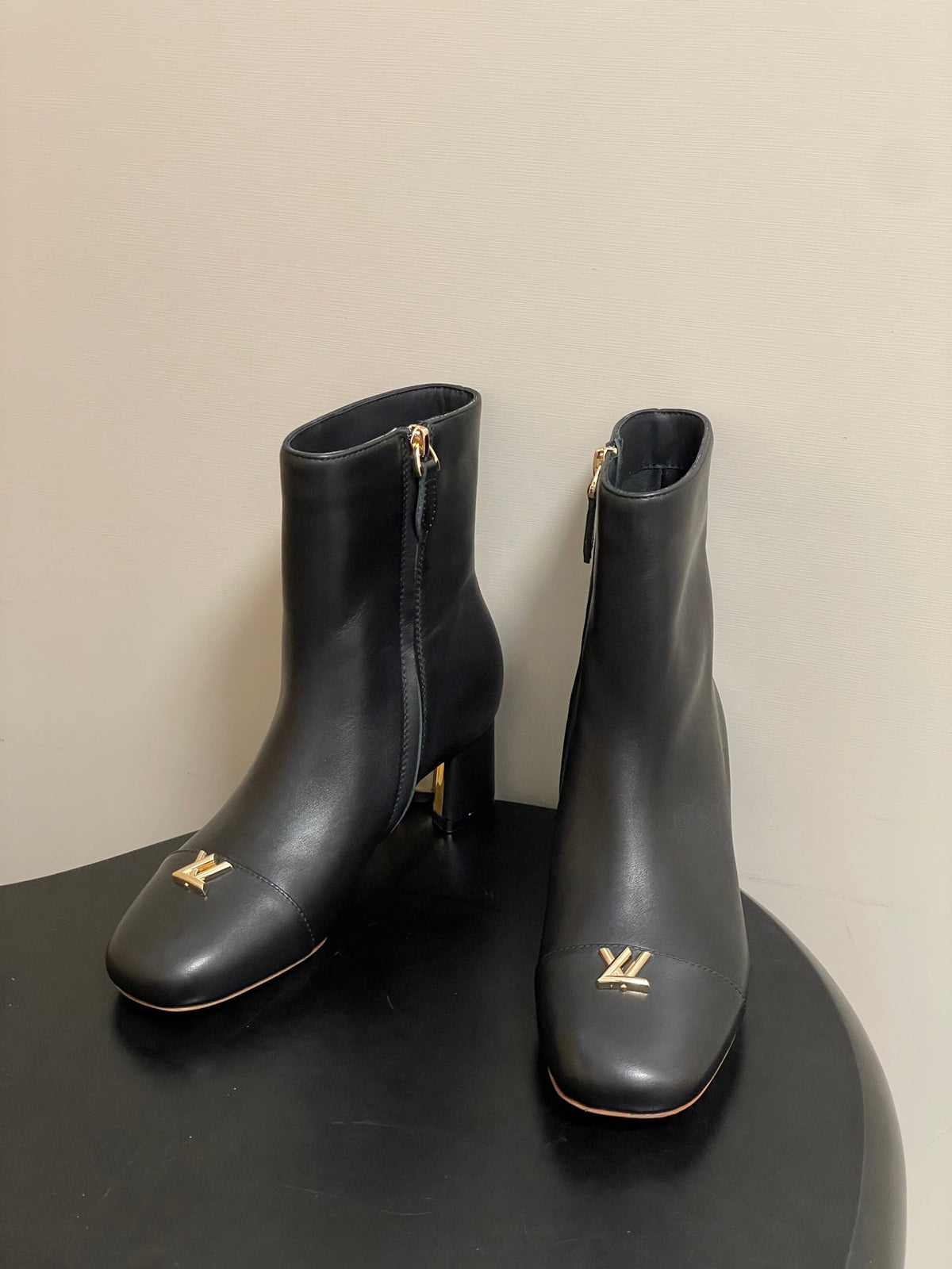 Louis Vuitton LV Swing Metal Heel Ankle Boots – 25SS Autumn/Winter Collection