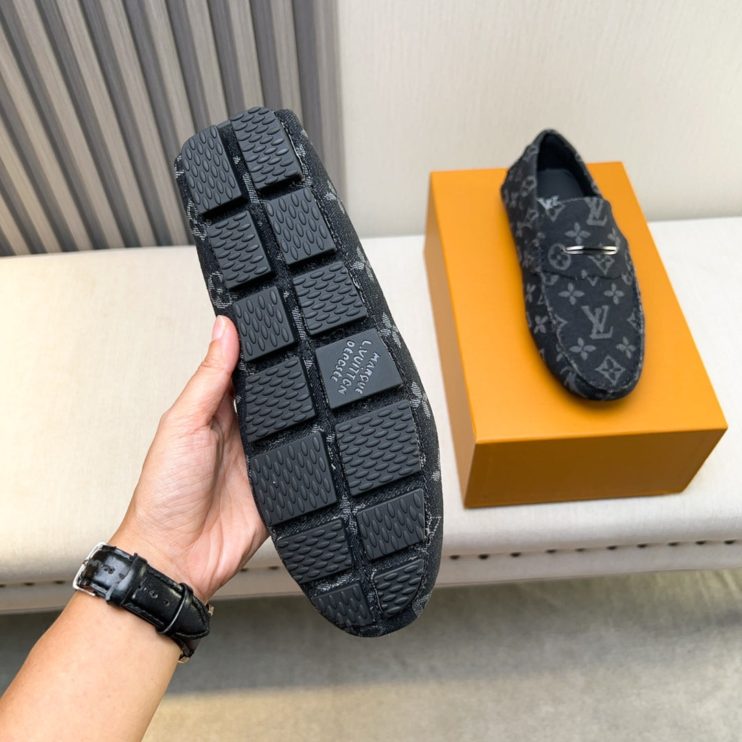 Louis Vuitton Pebbled Leather Driving Shoes