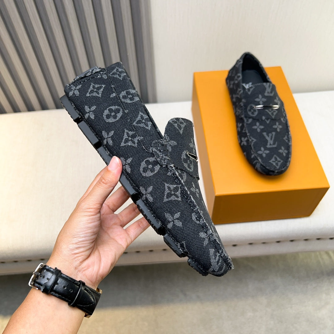 Louis Vuitton Pebbled Leather Driving Shoes