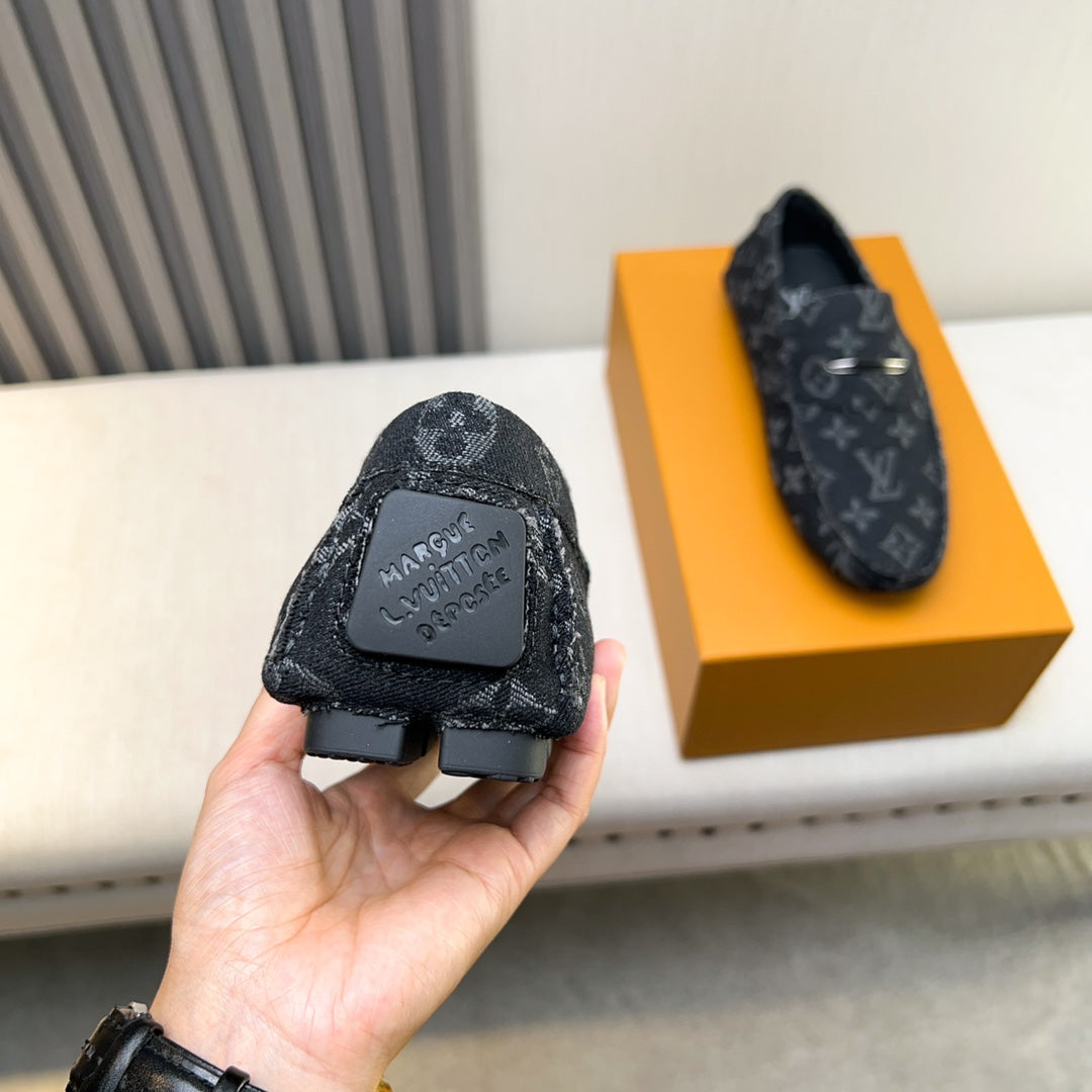 Louis Vuitton Pebbled Leather Driving Shoes