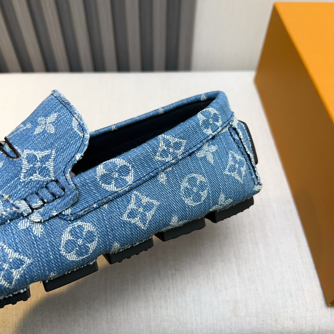 Louis Vuitton Pebbled Leather Driving Shoes