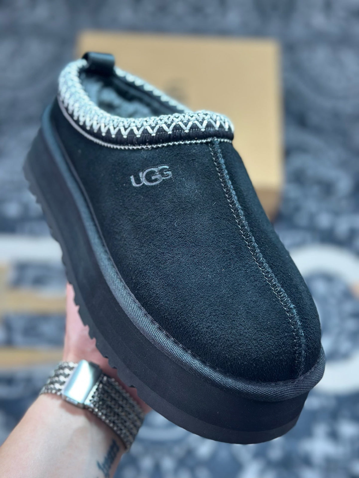 UGG Tazz Platform Snow Boots