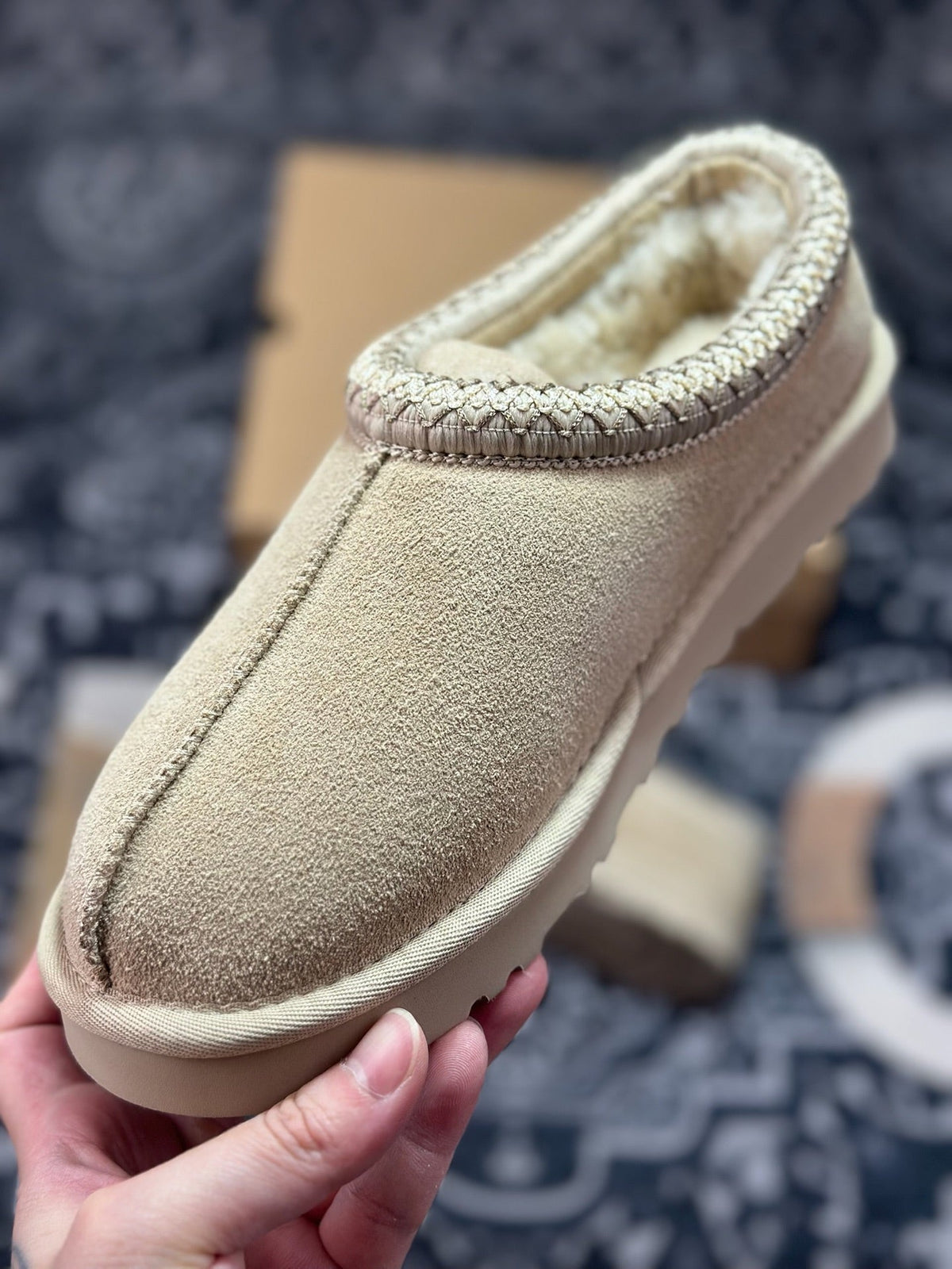 UGG Tazz Platform Snow Boots