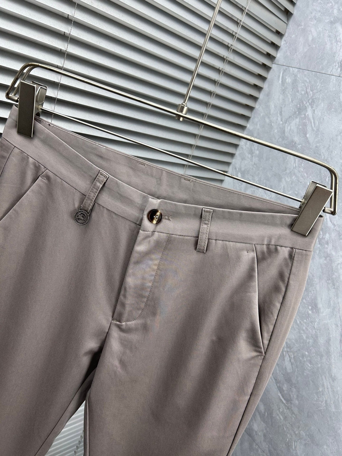 Burberry Tailored Casual Trousers – 2025SS