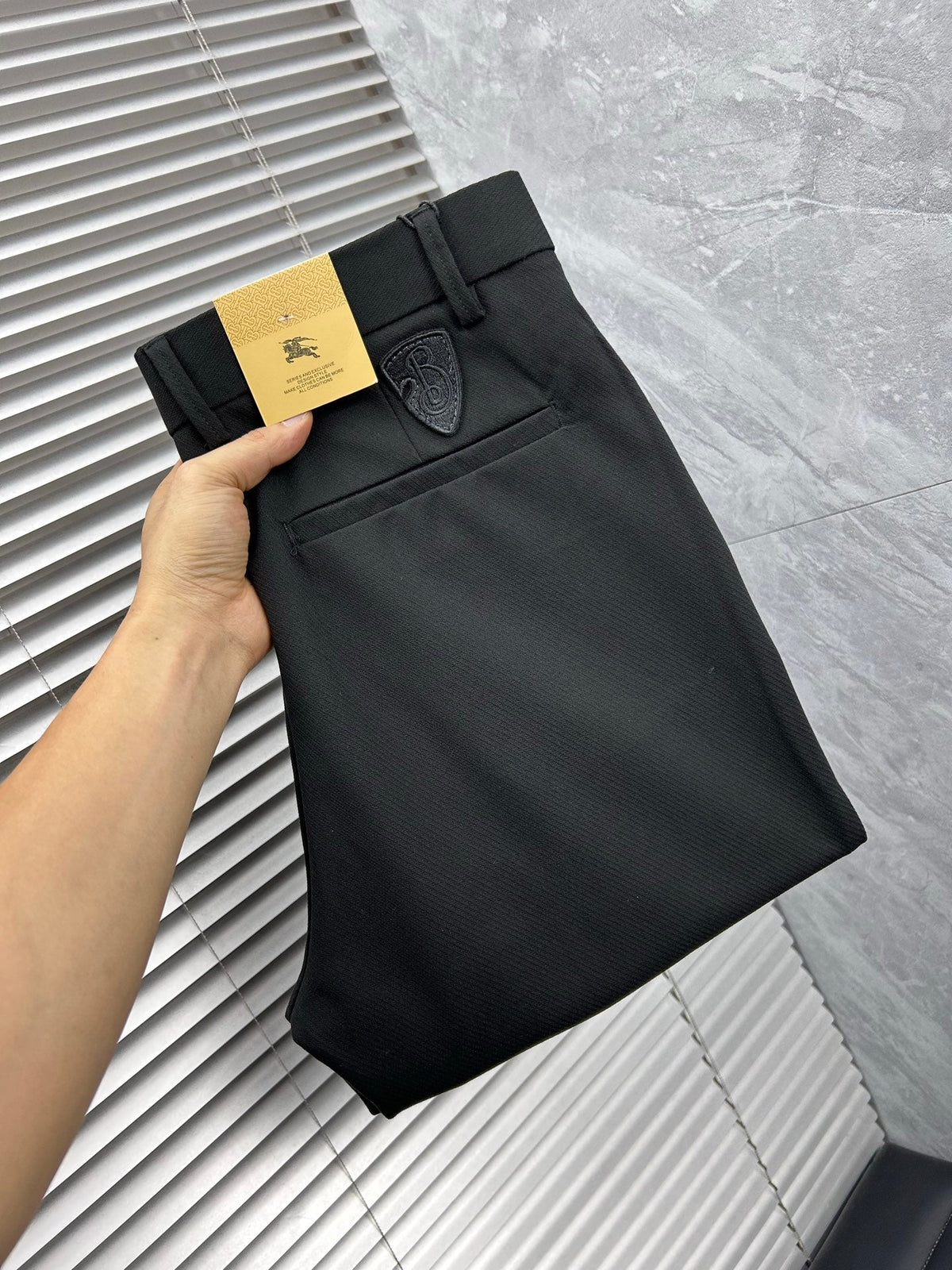 Burberry Tailored Casual Trousers – 2025SS