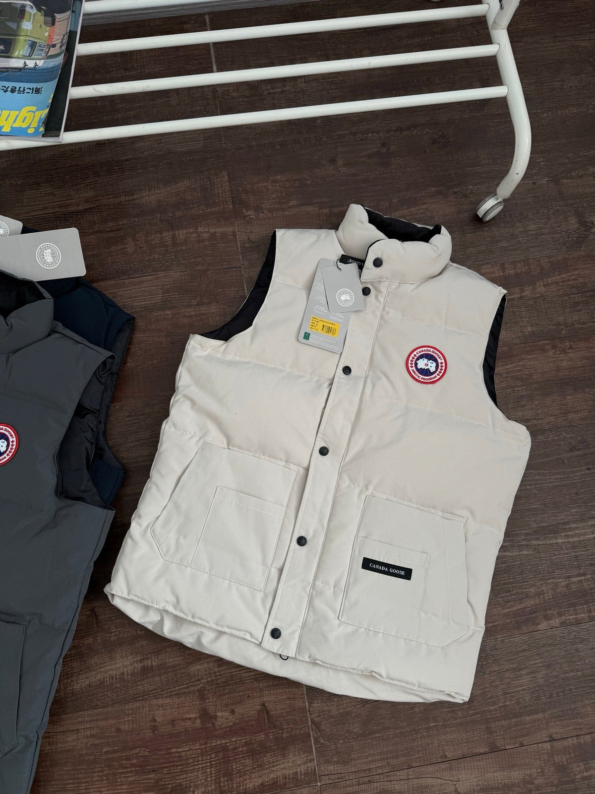Canada Goose Unisex Down Puffer Vest