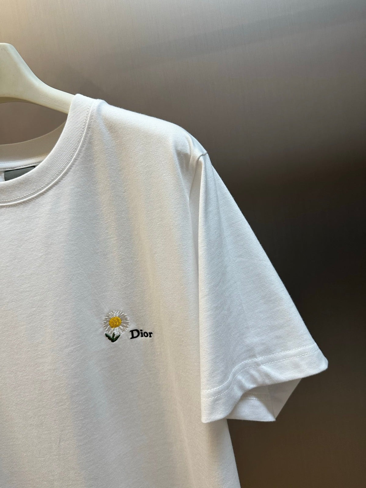 Dior Daisy Embroidered Short-Sleeved T-Shirt