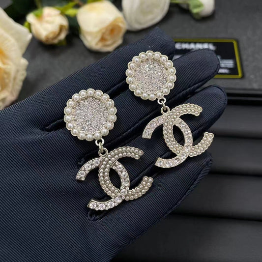 18K Chanel Diamond Drop Earrings