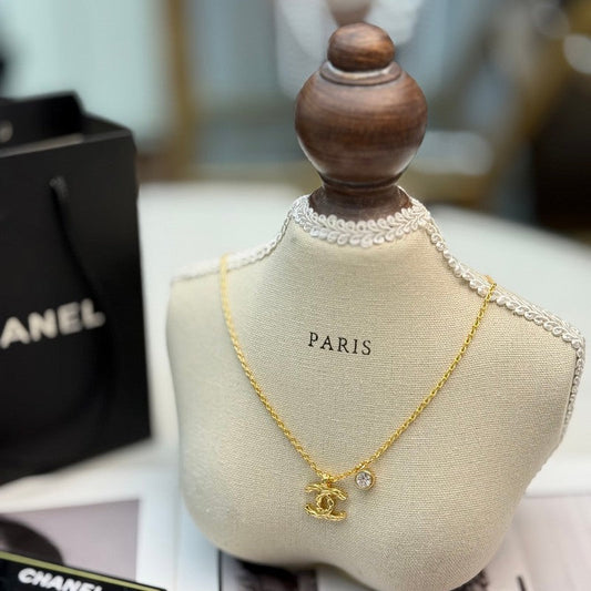 18K Chanel 26P Diamond Gold Necklace