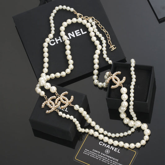 18K Chanel Long Pearls Necklace