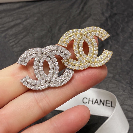 18K Chanel Diamonds Set Broochs