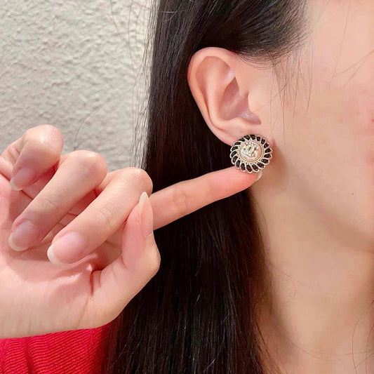 18K Chanel Black Earrings