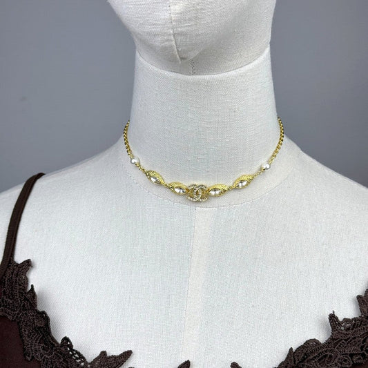 18K Chanel 26C Crystal Gold Necklace