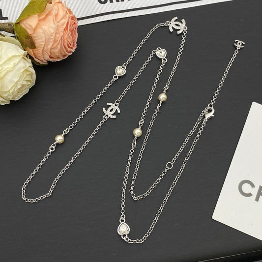 18K Chanel Long Gold Necklace