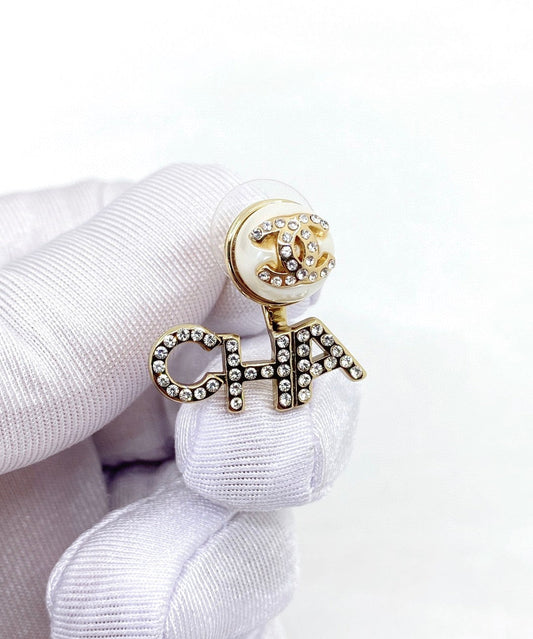 18K Chanel Diamonds Script Earrings