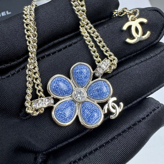 18K Chanel 26C Blue Flower Diamond Bracelet