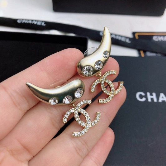 18K Chanel Feather Diamond Gold Earrings