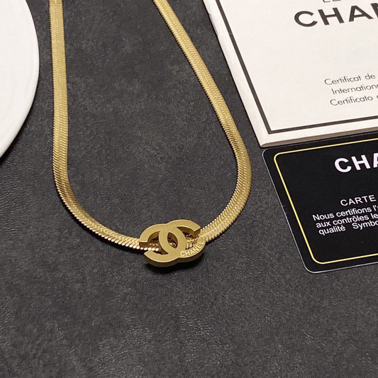 18K Chanel Gold Chain Choker Necklace