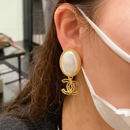 18K Chanel Big Pearl Pendant Earrings