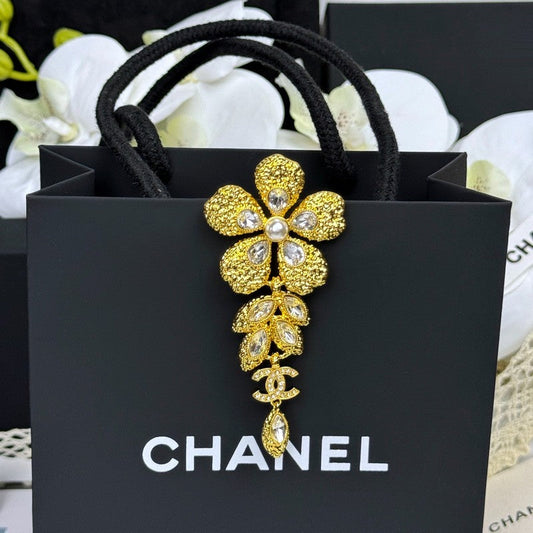 18K Chanel 26C Flower Crystal Drop Gold Brooch