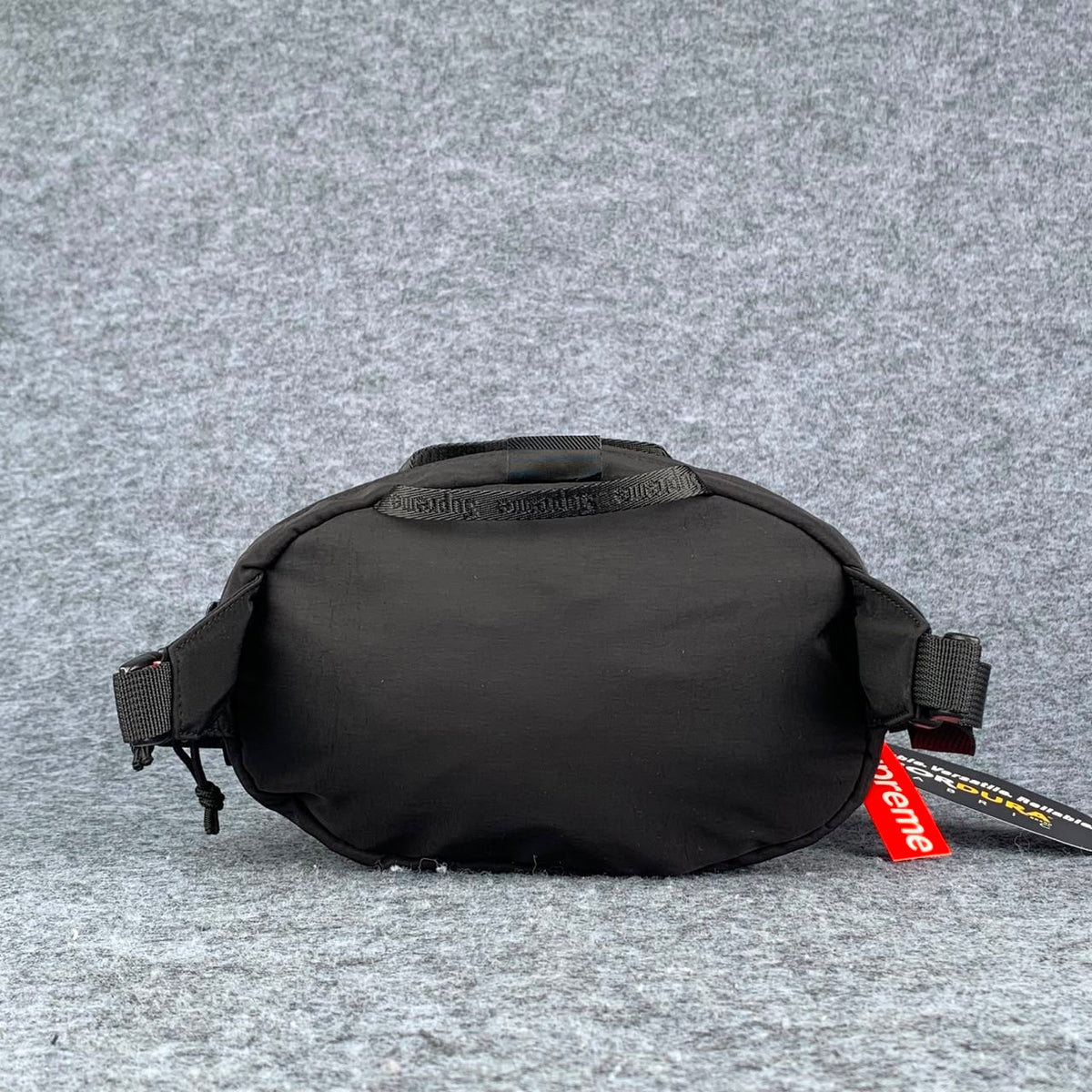 Supreme Waist Bag 'Black' (FW20)